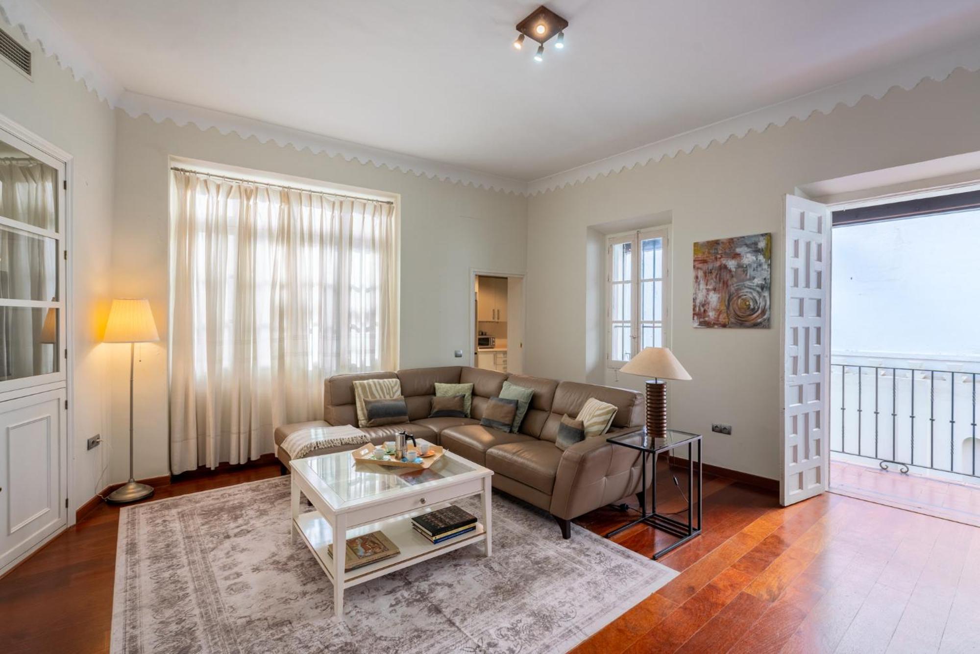 Luxe Guest House Santa Marta, Seville